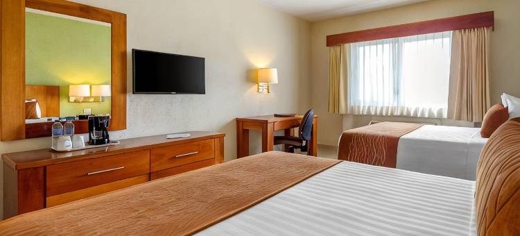 波多黎各瓦拉塔高尔夫海滨舒适酒店(Comfort Inn Puerto Vallarta Golfside & Marina)图片