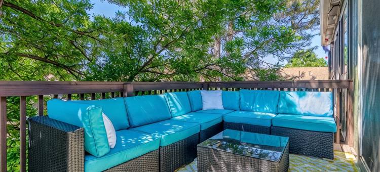 Lovely 2BA King Beds+2 Car Garage. Hidden Gem-Walk>Shops & Dining!图片
