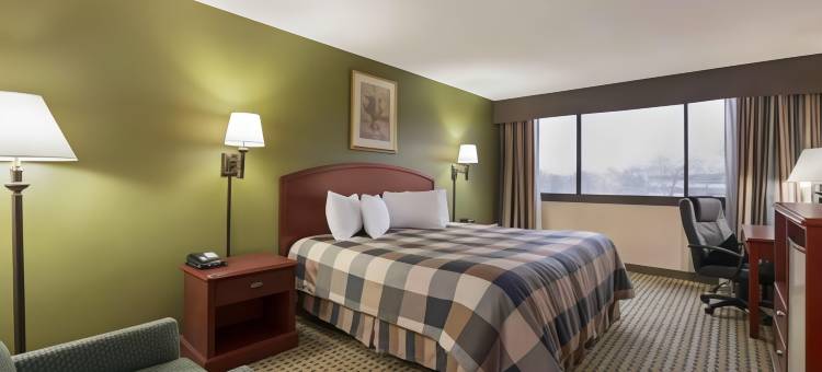 帕拉默斯罗歇尔公园华美达酒店(Ramada by Wyndham Rochelle Park Near Paramus)图片