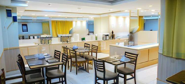 优雅普利亚酒店(Elegance Praia Hotel)图片