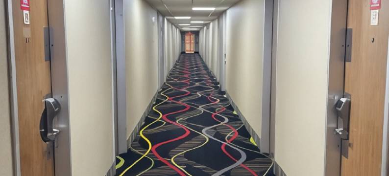 Perry Inn & Suites National Fairground I 75图片