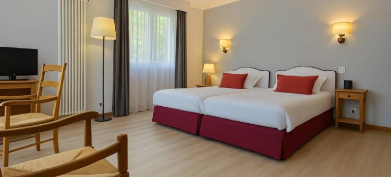 Logis HÔTEL, Chalets et Restaurant les CHATELMINÉS图片