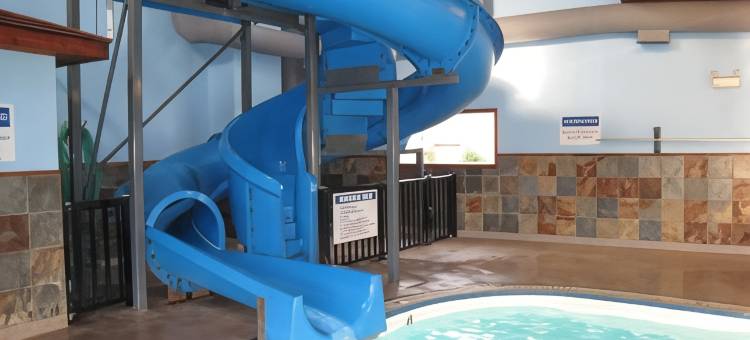 戈尔登温德姆戴斯酒店(Days Inn by Wyndham Golden)图片