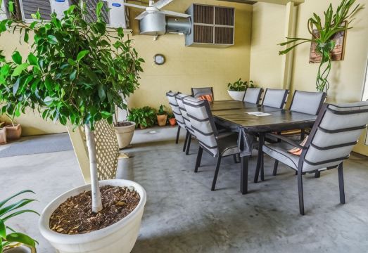 Golden Guitar Motor Inn Hotel Overview