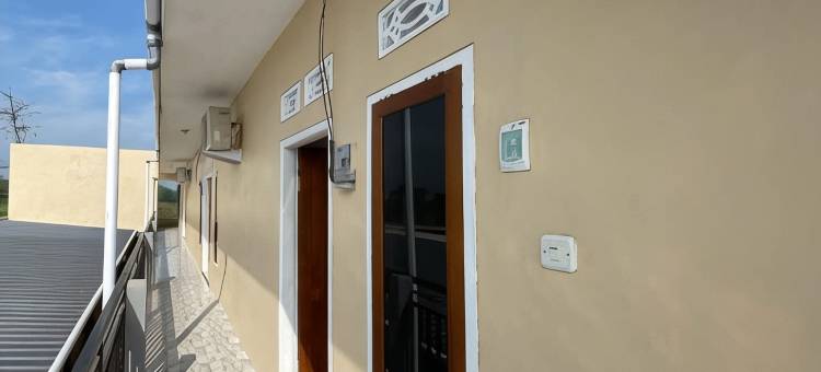 岩望新客运站红多兹酒店(RedDoorz near Terminal Baru Pasuruan)图片