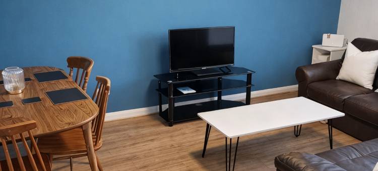 大学和医院附近 • 两间套内浴室 • 温馨两卧室房屋(Cosy 2-BR House •2 ensuite • Uni & Hospital nearby)图片