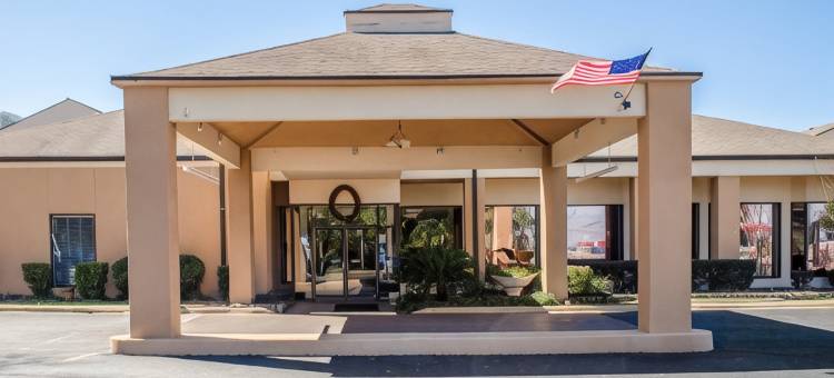 品质酒店及套房-彭萨科拉湾景(Quality Inn & Suites Pensacola Bayview)图片