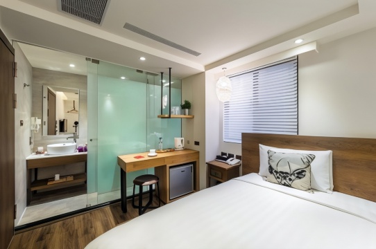 Lan Kwai Fong Garden Hotel Hotel Overview