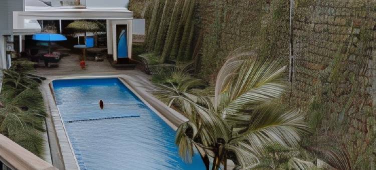 雷兹乌姆酒店(Rayz Umm Hotel Malang)图片