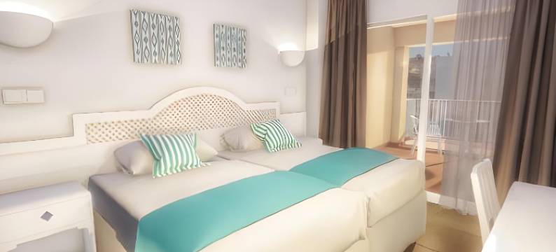 蓝海正午(Bluesea Mediodia)图片