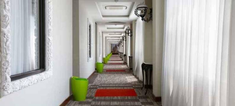 梭罗华美达套房酒店(Ramada Suites by Wyndham Solo)图片