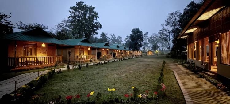 习性自然狩猎犀牛(Habitas Rhino by Nature Hunt)图片