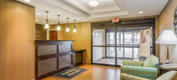 格兰德艾兰美茵斯坦套房酒店(MainStay Suites Grand Island)图片