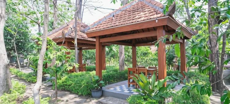 红多兹酒店@茉莉芬庞利马苏迪尔曼(RedDoorz @ Panglima Sudirman Madiun)图片