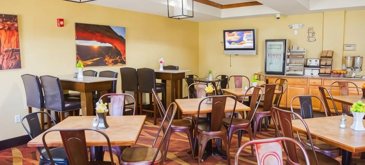 斯威尔优选旅馆(First Choice Inn at the Swell)图片