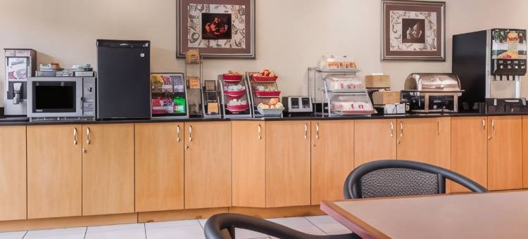 Wingate by Wyndham LaGrange图片