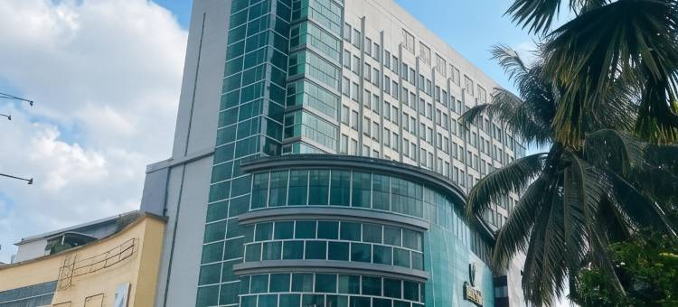 五尊贵酒店(Five Premiere Hotel)图片