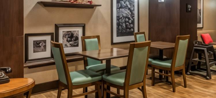 新奥尔巴尼欢朋酒店(Hampton Inn New Albany)图片