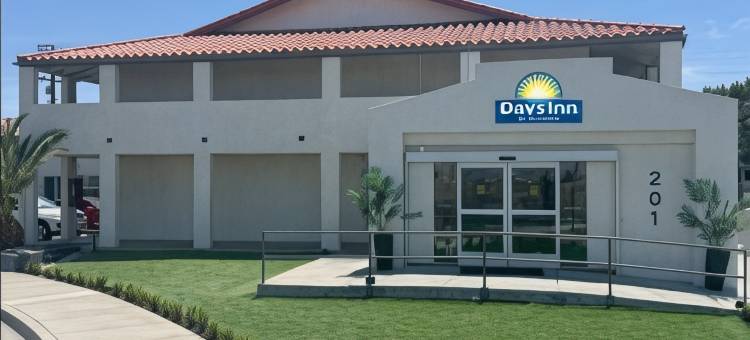 温德姆戴斯酒店-里奇克雷斯特靠近中国湖海军基地(Days Inn by Wyndham Ridgecrest Near China Lake Naval Station)图片