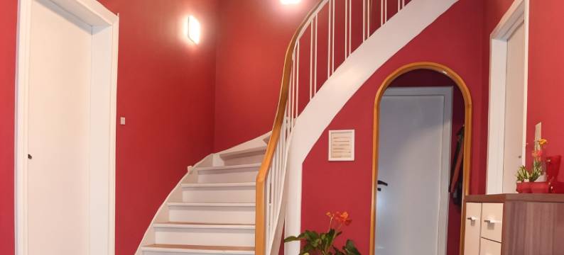 可爱的小镇公寓 - 可住5人，带停车位和花园(Lovely Town Apartment - Sleeps 5 Parking & Garden)图片