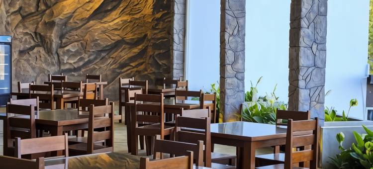 Golden Sky Hotel & Wellness图片