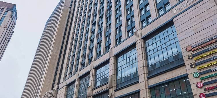 丽豪全屋智能民宿(东方广场地铁站店)图片