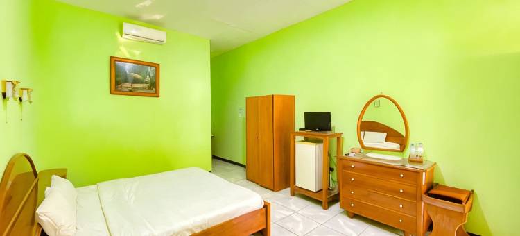San Sui Hotel Mitra RedDoorz图片