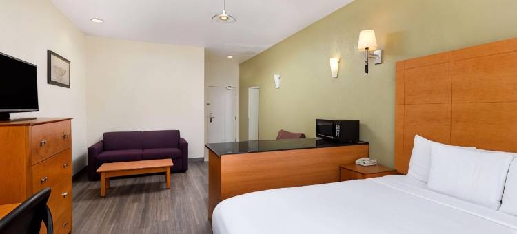 图莱里拉昆塔温德姆套房酒店(La Quinta Inn & Suites by Wyndham Tulare)图片