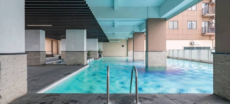 RedLiving Apartemen Tamansari Panoramic - Rasya Room图片