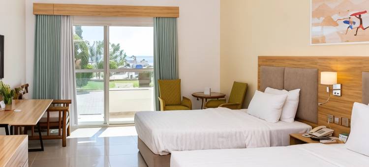 沙滩度假酒店(Sandy Beach Hotel & Resort)图片