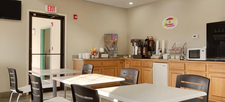 查特斯沃斯-达尔顿温德姆速8酒店(Super 8 by Wyndham Chatsworth/Dalton)图片