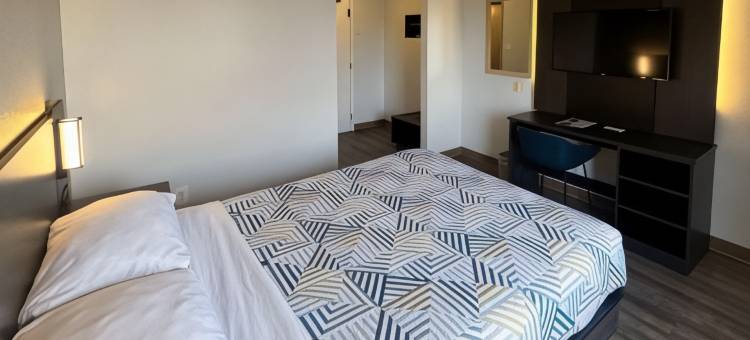 芝加哥北6号汽车旅馆 - 格伦维尤(Motel 6 Glenview, IL - Chicago North)图片