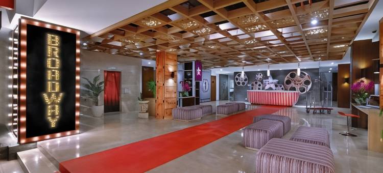 巴厘岛库塔日落大道名望酒店(Fame Hotel Sunset Road)图片