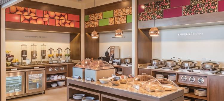 萨拉曼卡巴希奥希尔顿欢朋套房酒店(Hampton Inn & Suites by Hilton Salamanca Bajio)图片