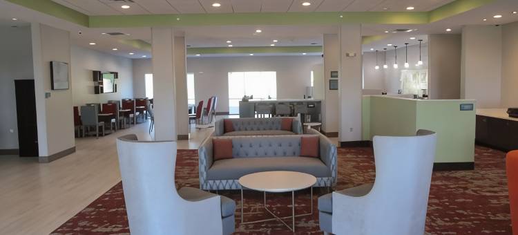 由温德姆提供的拉昆塔温德姆酒店套房杰克逊/开普吉拉多(La Quinta Inn & Suites by Wyndham Jackson/Cape Girardeau)图片