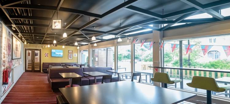 伦敦肯辛顿荷兰公园安居旅馆(Safestay London Kensington Holland Park)图片