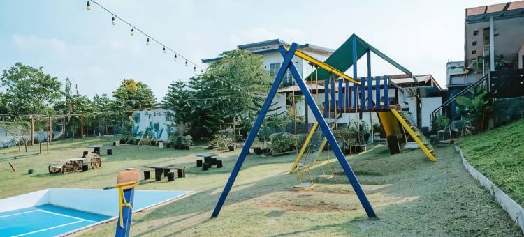 塔盖泰菠萝山红多兹度假村(Pina Colina Resort Tagaytay City by RedDoorz)图片