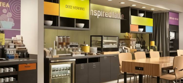 查尔斯顿机场/会议中心希尔顿惠庭套房酒店(Home2 Suites by Hilton Charleston Airport/Convention Center)图片