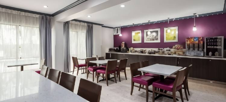 城镇中心贝斯特韦斯特酒店(Best Western Town Center Inn)图片