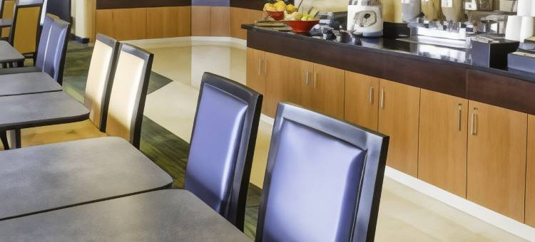 法戈万枫酒店套房客栈(Fairfield Inn & Suites Fargo)图片