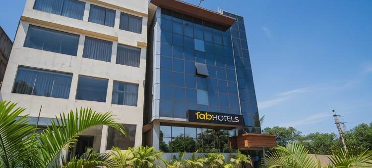 OYO9246天堂旅馆(FabHotel Seven Inn 30 - Near Care Hospital)图片