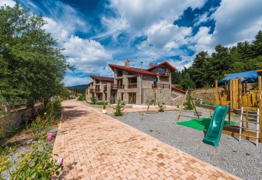 VIP Chalet 4 Seasons Hotel Overview