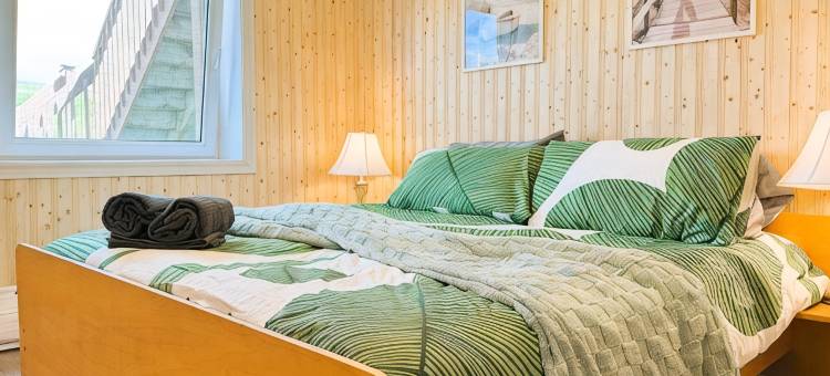 大卡伯特-卡伯特之路 | 15号单元 | 温馨宽敞，带私人露台 木屋(Cozy Spacious with Private Deck | on Cabot Trail | Unit 15 @ Great Cabot Lodge)图片