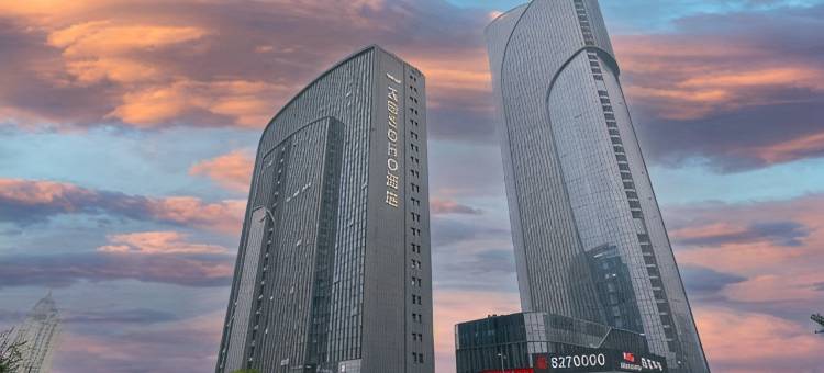 华悦观影民宿(东营沃德中心店)图片