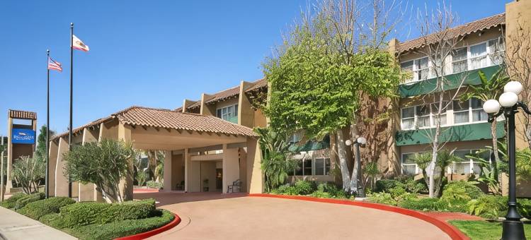 卡马利略套房智选假日酒店(Holiday Inn Express & Suites CAMARILLO by IHG)图片