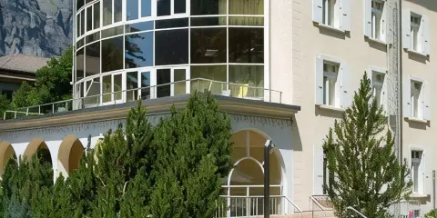 洛伊克巴德温泉酒店