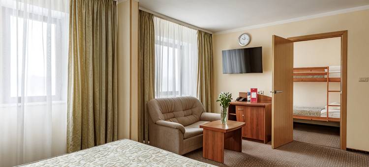 千里马斯拉维亚酒店(Maxima Slavia Hotel)图片