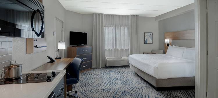 Candlewood Suites 哥伦比亚英尺。杰克逊 by IHG(Candlewood Suites COLUMBIA-FT. JACKSON by IHG)图片