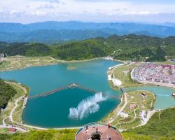 Fengdu County summer escape with mountains, lakes, caves, and rafting
