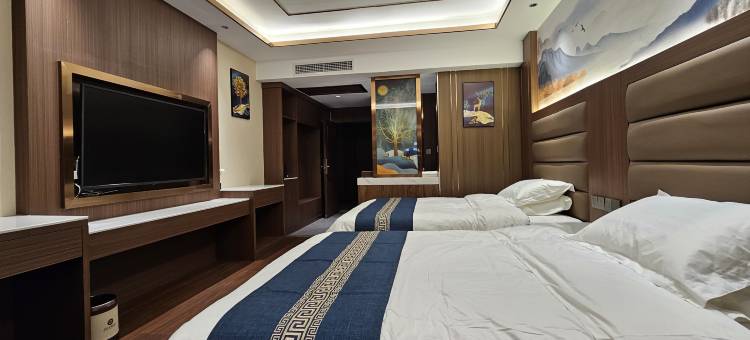 红原德朗轻奢酒店图片